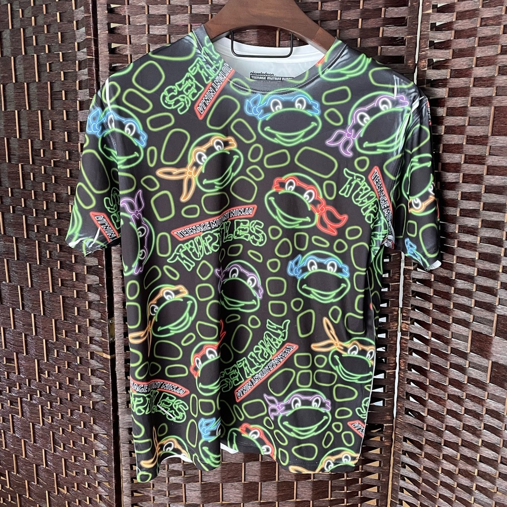 Nickelodeon Teenage Mutant Ninja Turtles Neon Signs Pattern T-Shirt - Mens Large